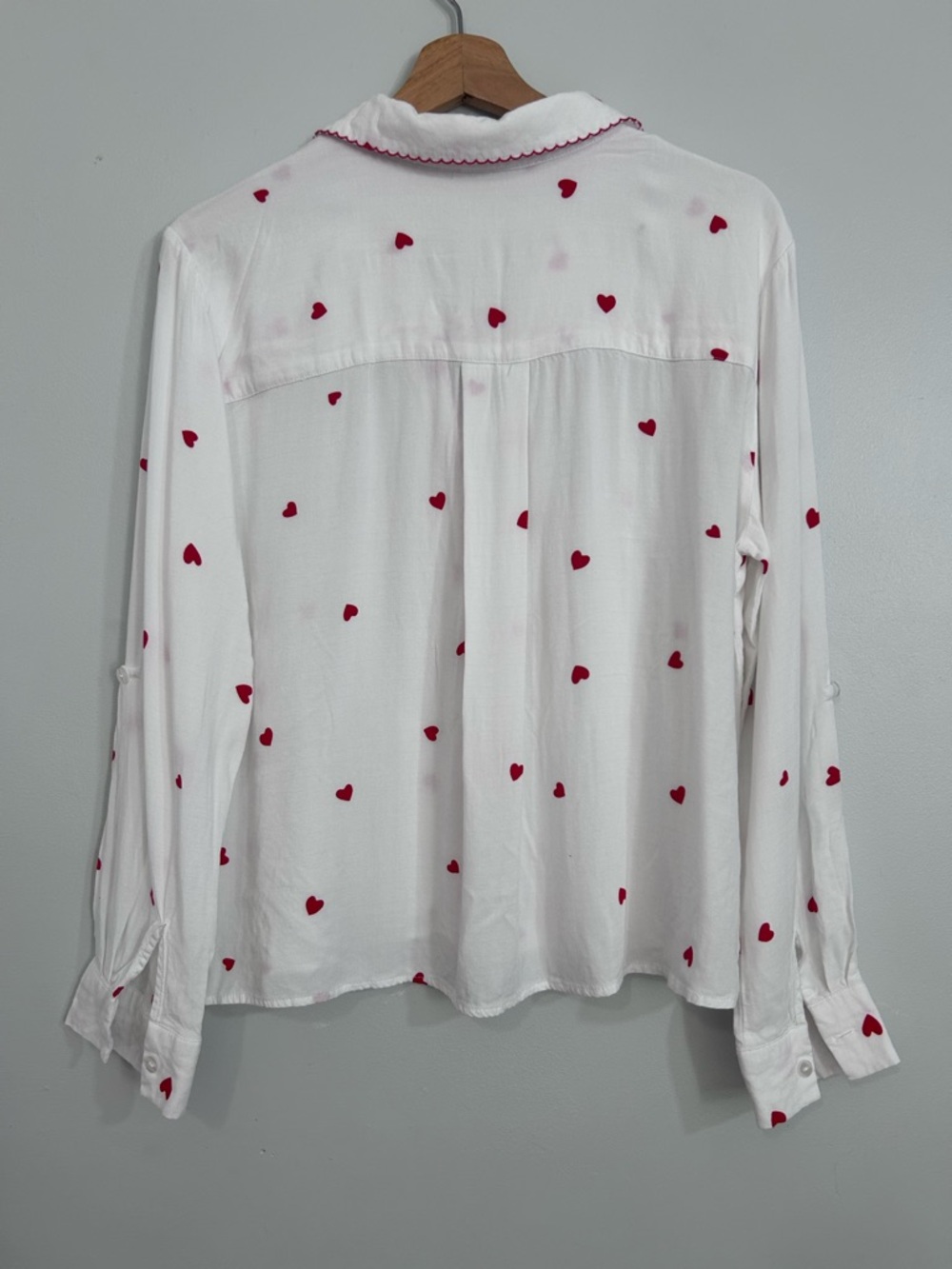Jane + Delancey Allie Top, white button-down Heart Print Blouse. M - Picture 4 of 12